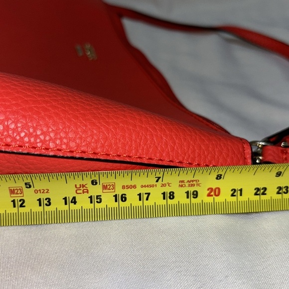 Guess Los Angeles PVC Shoulder Bag - Picture 15 of 16